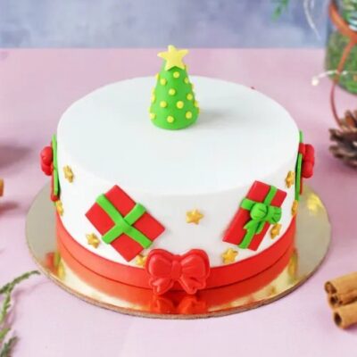 Xmas Tree Fondant Cake (1 kg)
